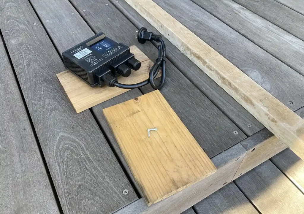 ガーデンライトDIY/ひかリノベーション／コントーラーの設置方法「木のひかり」「壁のひかり」「地のひかり」「間のひかり」