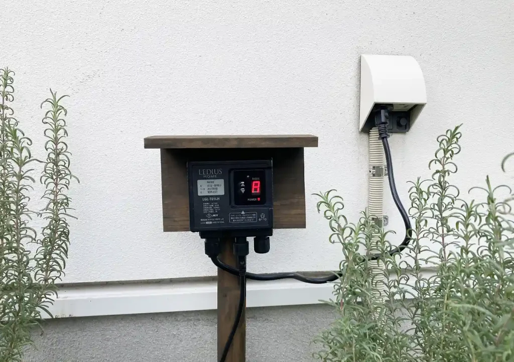 ガーデンライトDIY/ひかリノベーション／コントーラーの設置方法「木のひかり」「壁のひかり」「地のひかり」「間のひかり」